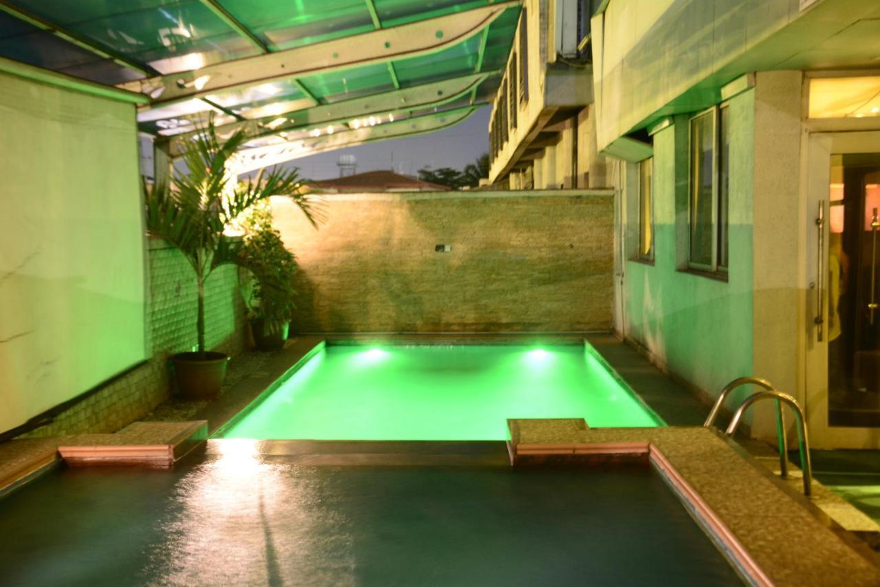 Caesar'S Luxury Hotel Lekki Kültér fotó
