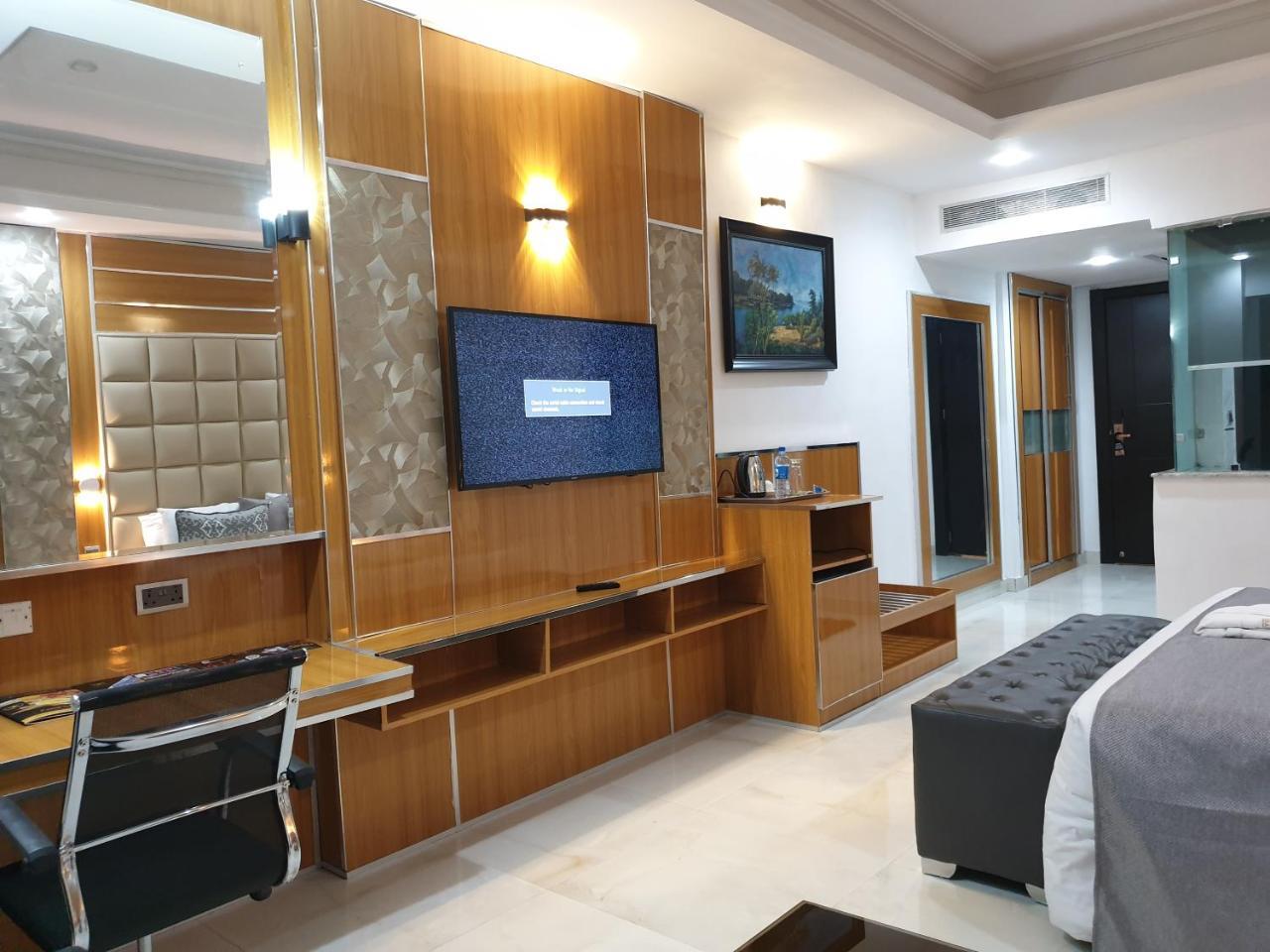 Caesar'S Luxury Hotel Lekki Kültér fotó