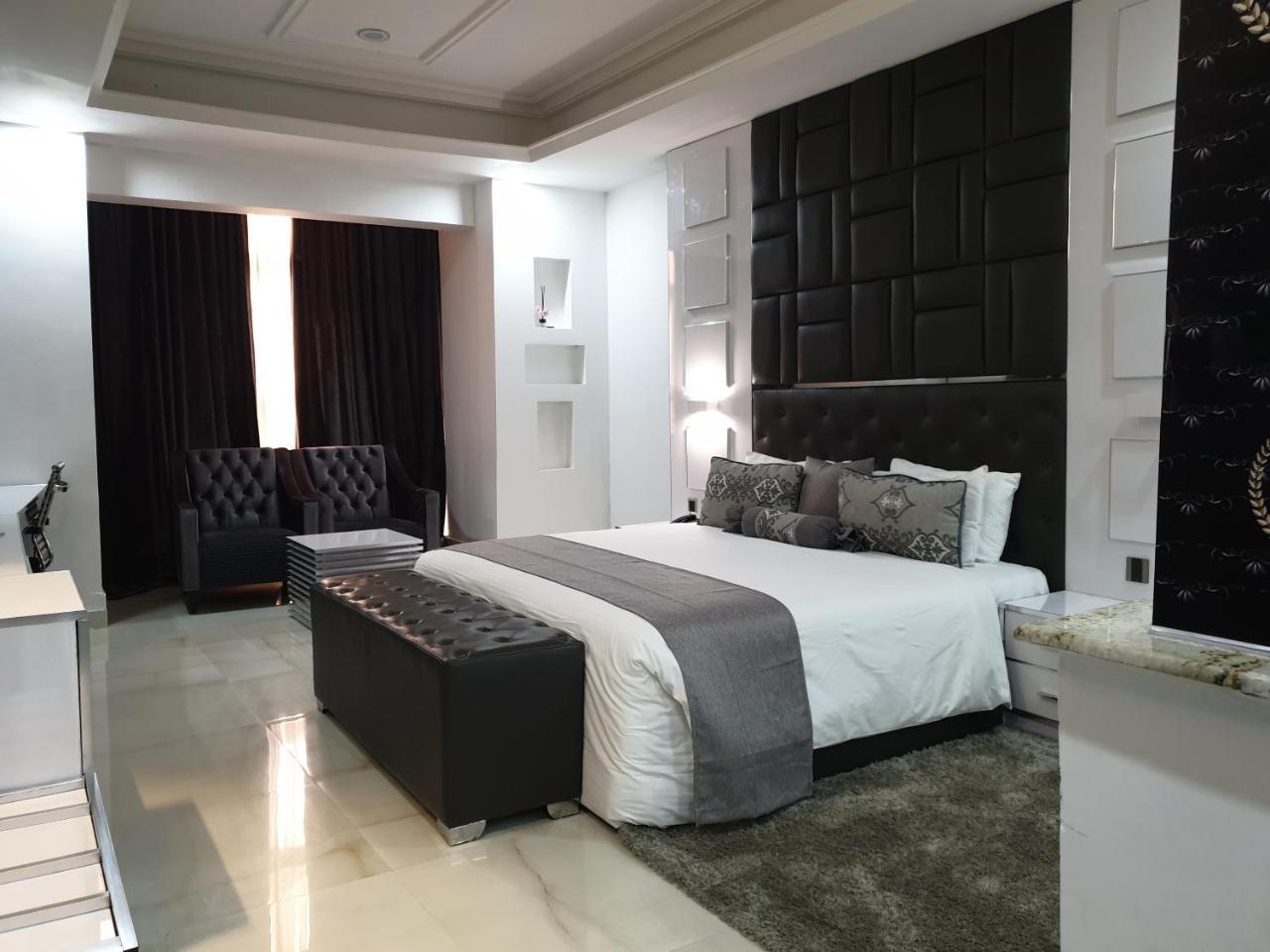 Caesar'S Luxury Hotel Lekki Kültér fotó