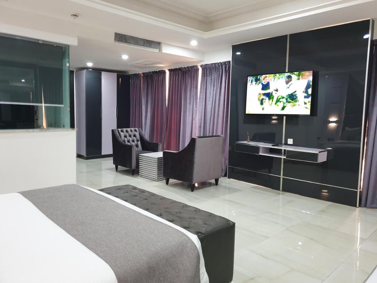 Caesar'S Luxury Hotel Lekki Kültér fotó