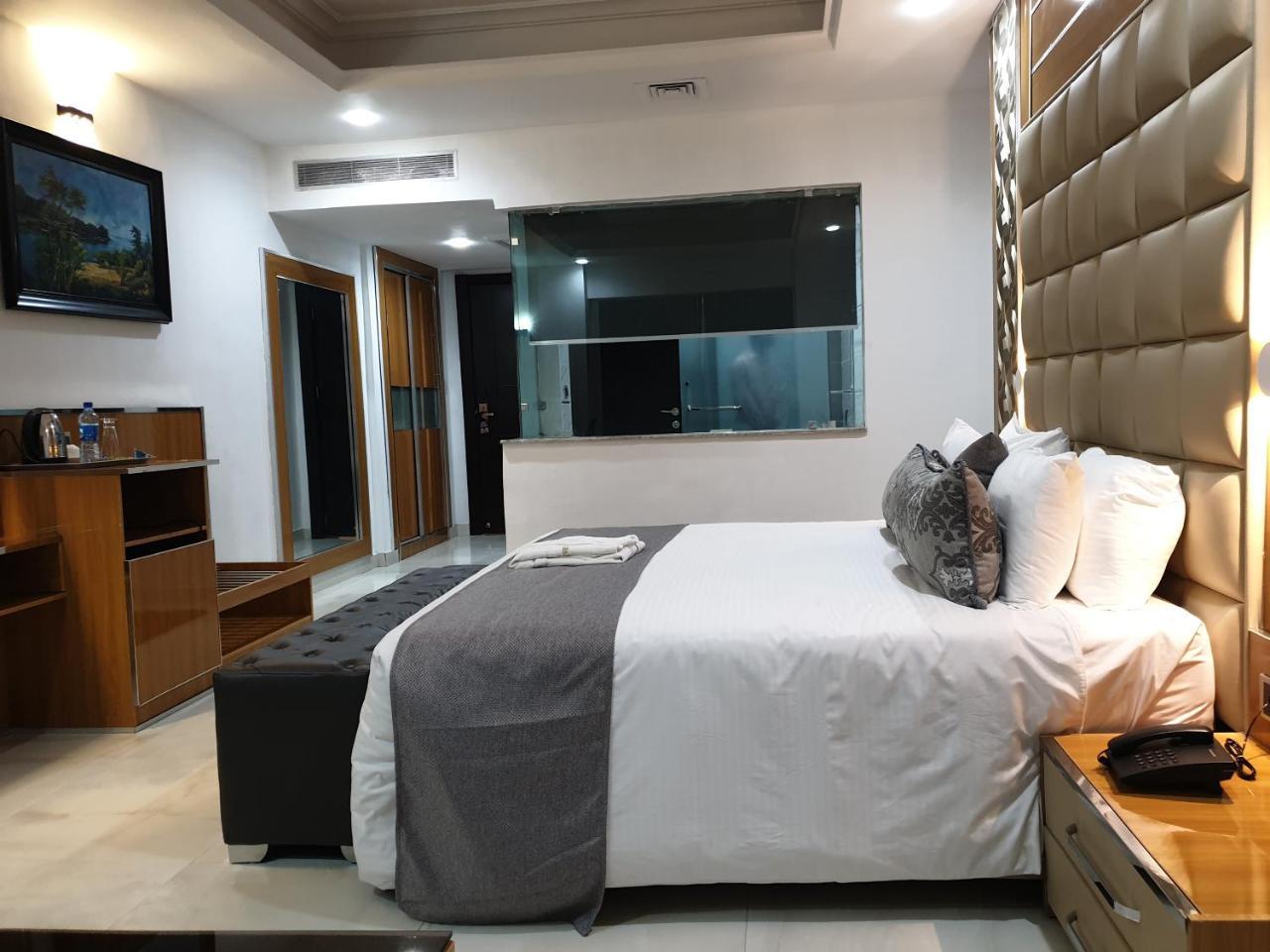 Caesar'S Luxury Hotel Lekki Kültér fotó